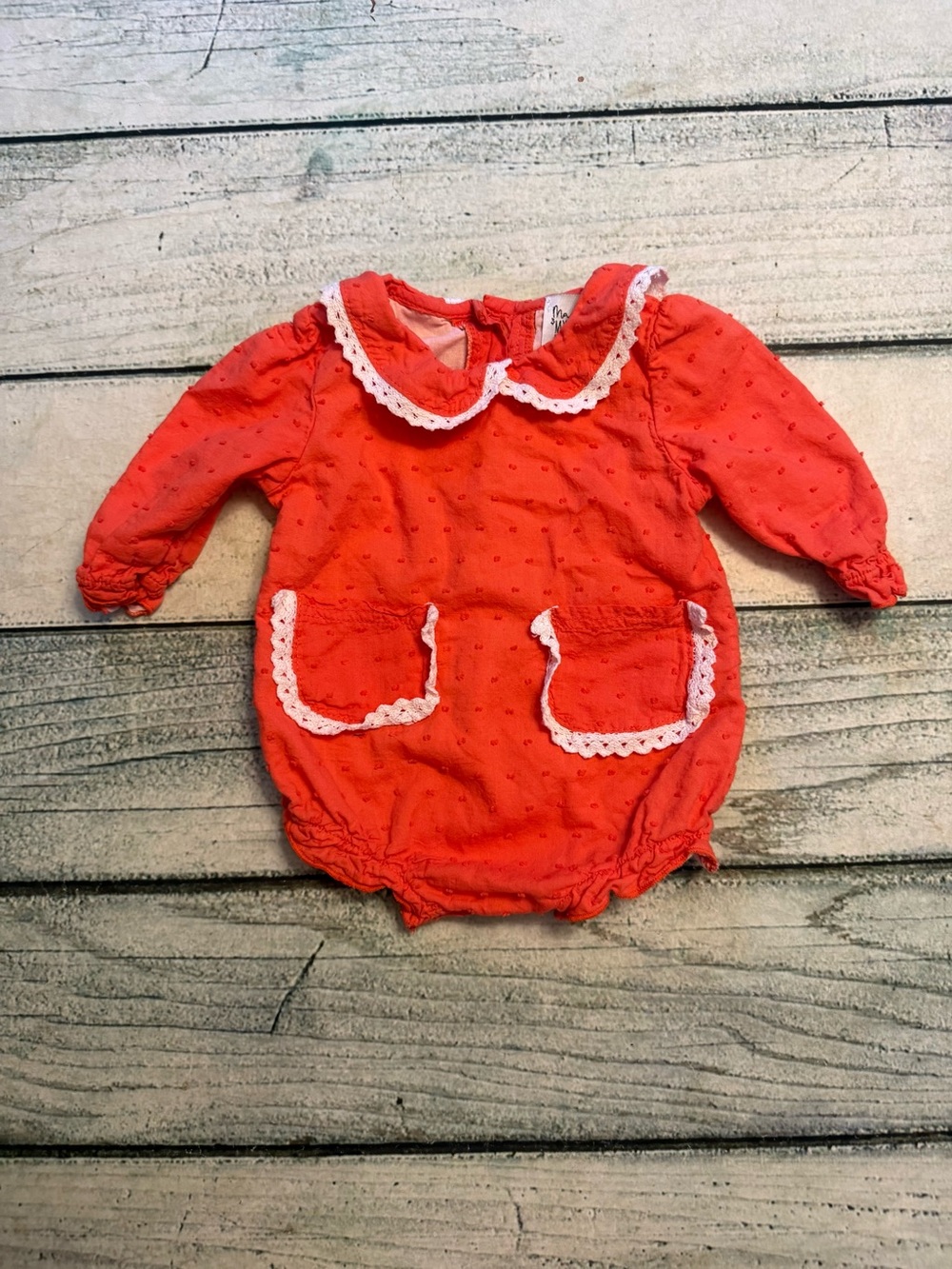 Maddy & Myla’s boutique Baby Girl Red Ruffle Collar. 0-3 months